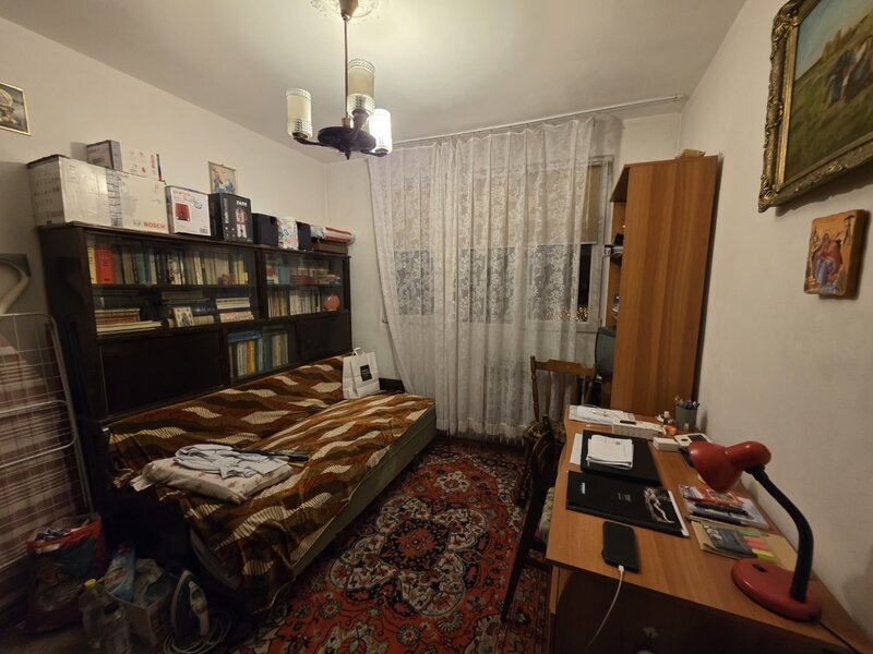 Titan langa Parc IOR - Scoala 195