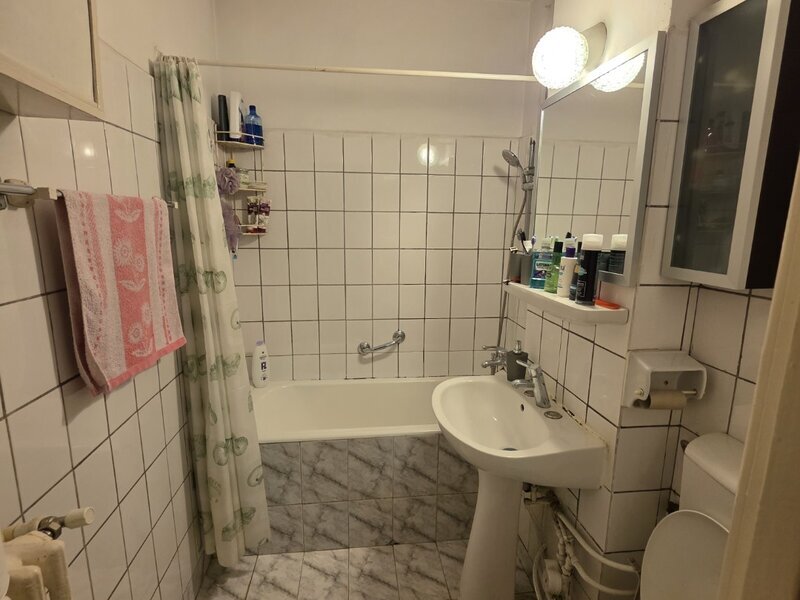 Titan langa Parc IOR - Scoala 195