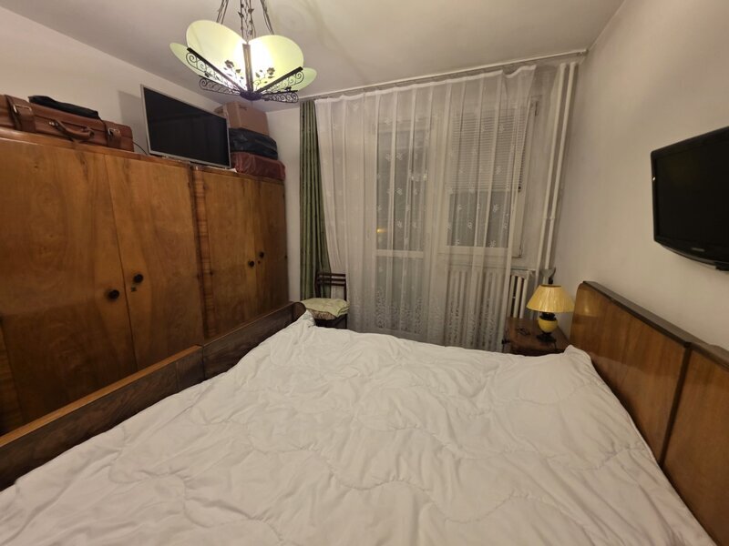 Titan langa Parc IOR - Scoala 195